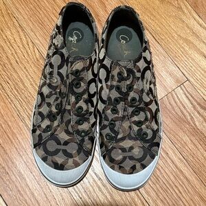 Coach Keeley Signature Logo Tan, Brown And Green Camo  Slip-On Sneakers Size 8